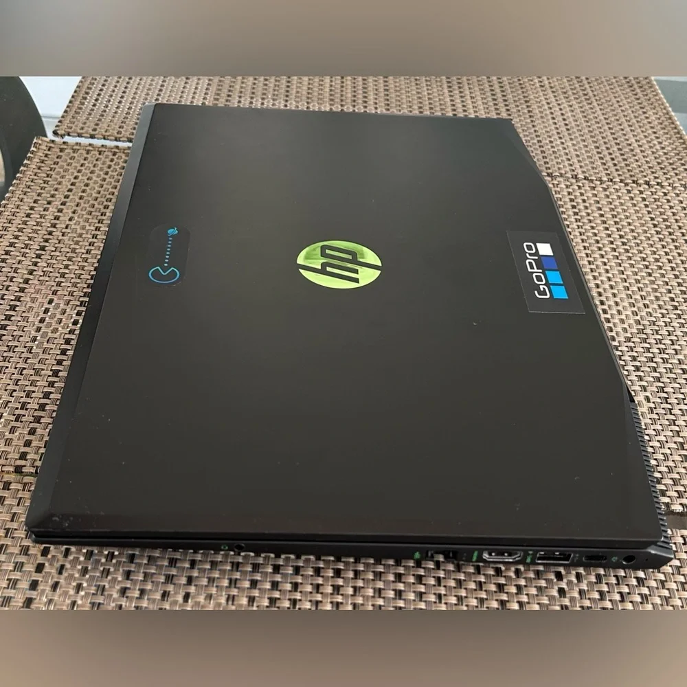 HP Pavilion Gaming 15Intel Core i5-NVIDIA GeForce GTX 1050 24 GB RAM